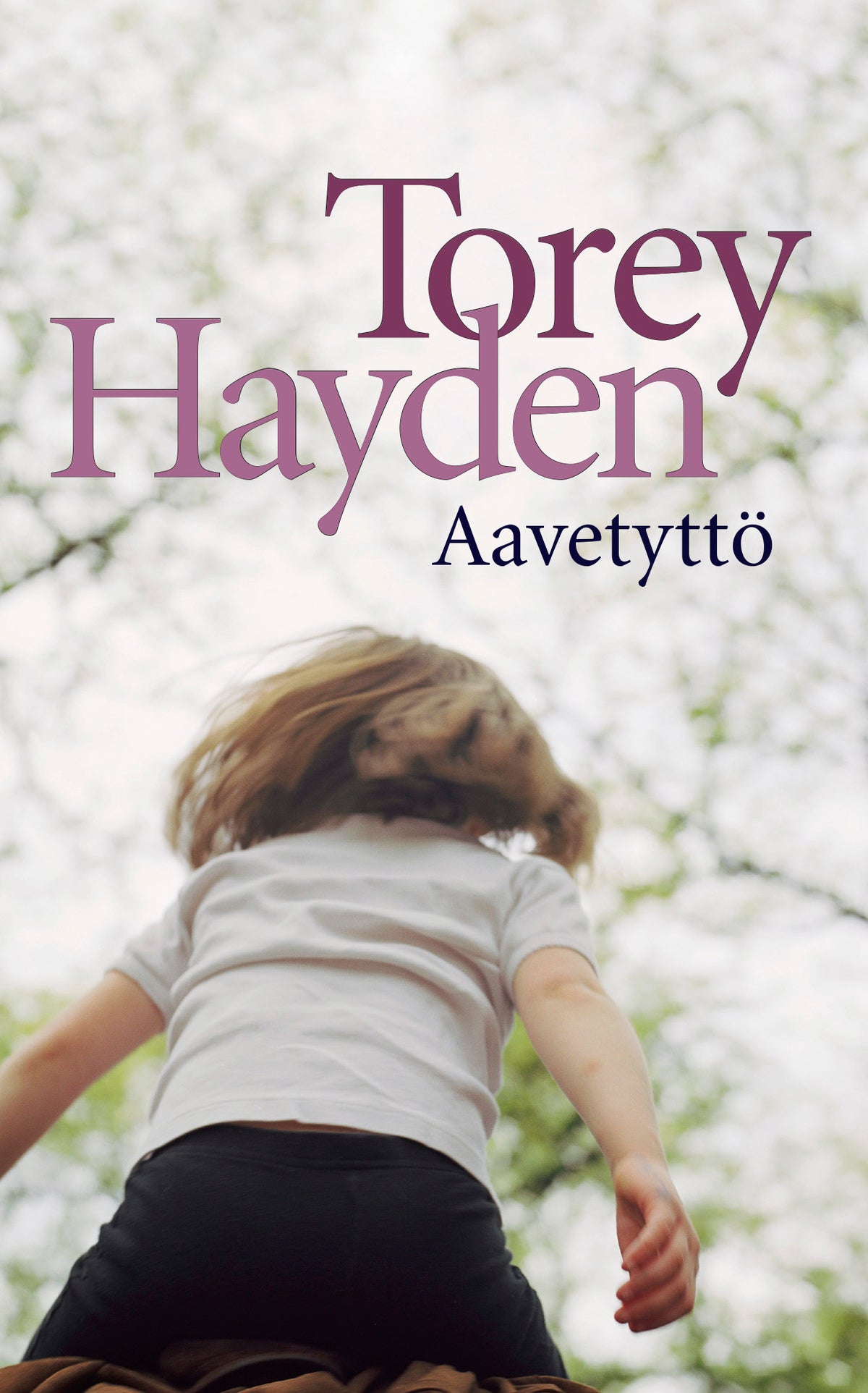 Aavetyttö – E-bok