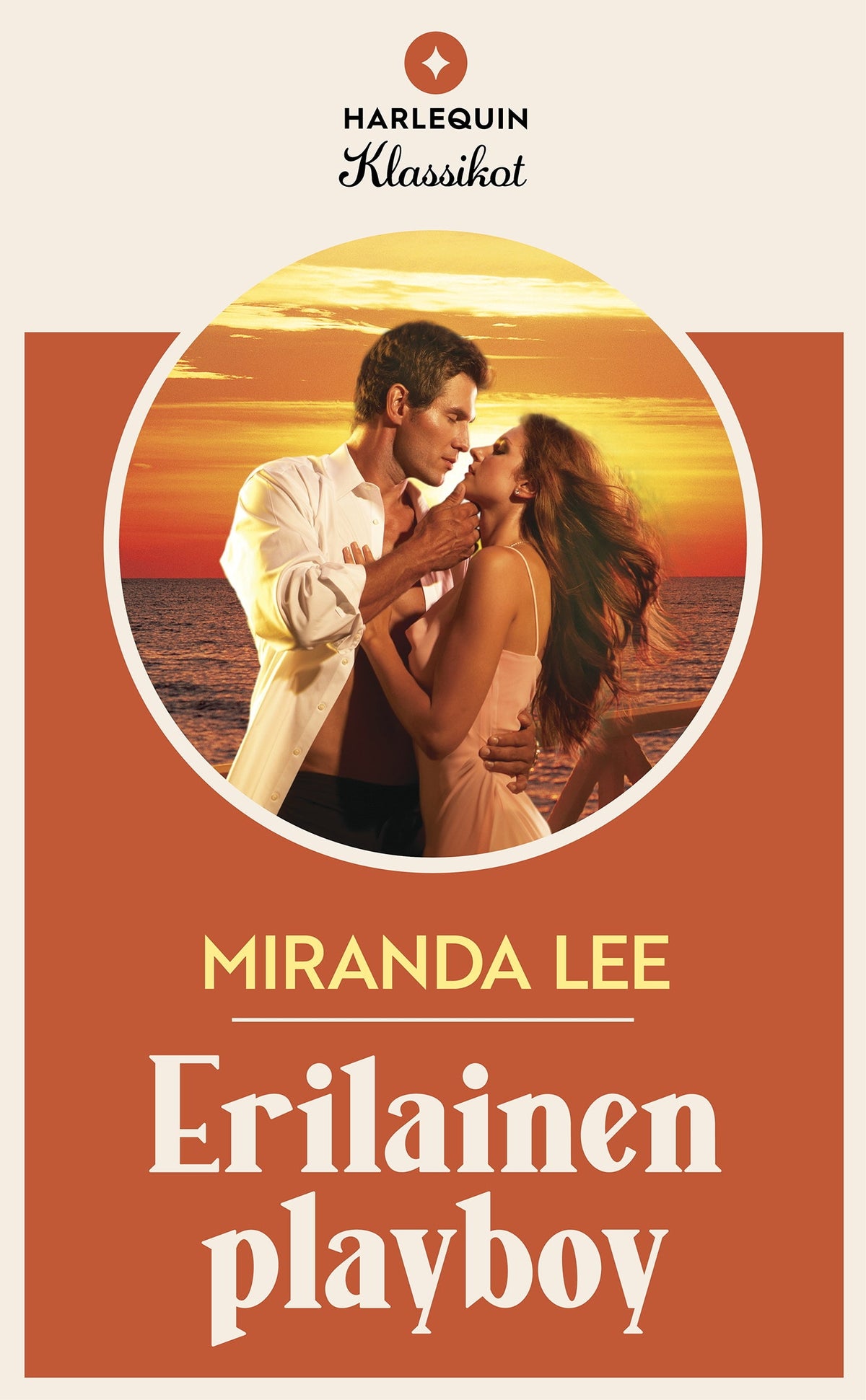 Erilainen playboy – E-bok