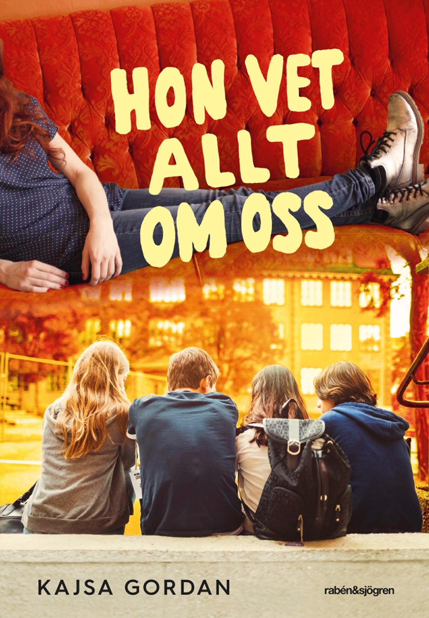 Hon vet allt om oss – E-bok