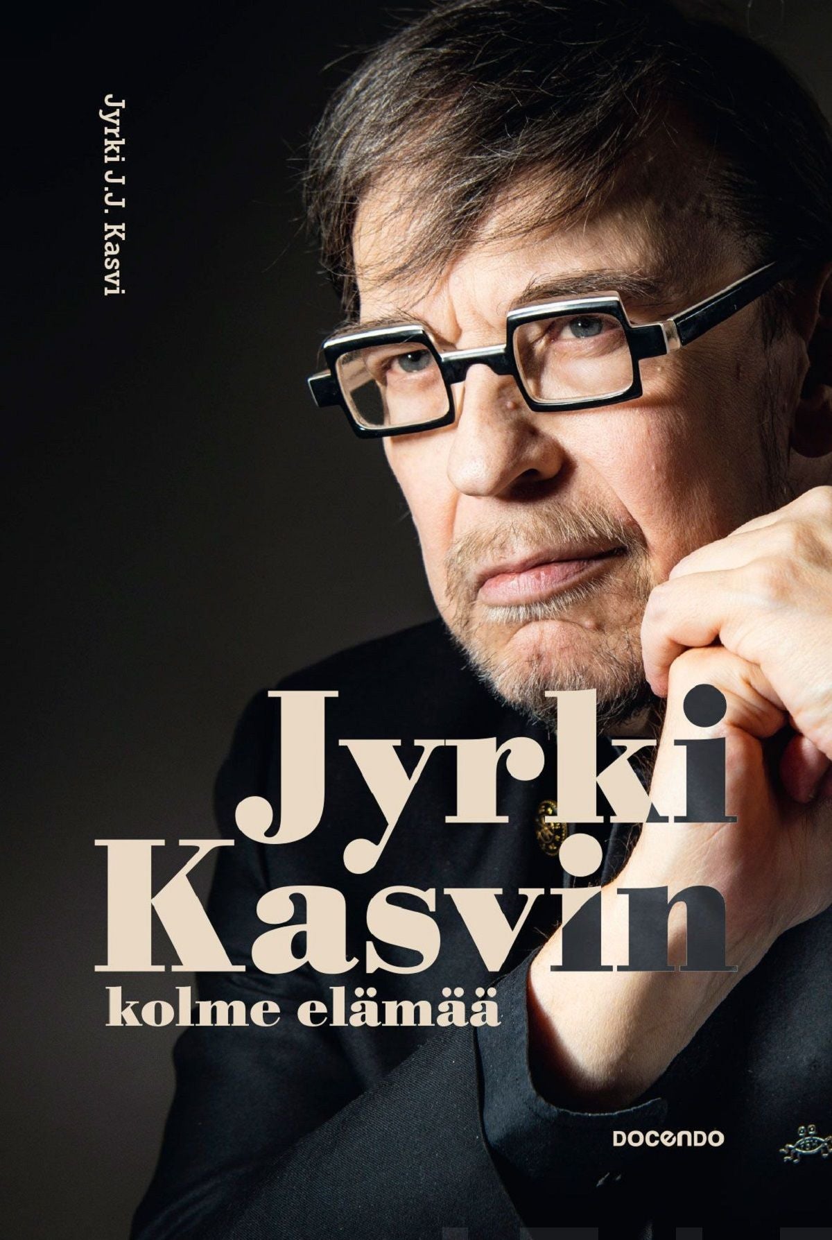 Jyrki Kasvin kolme elämää – E-bok