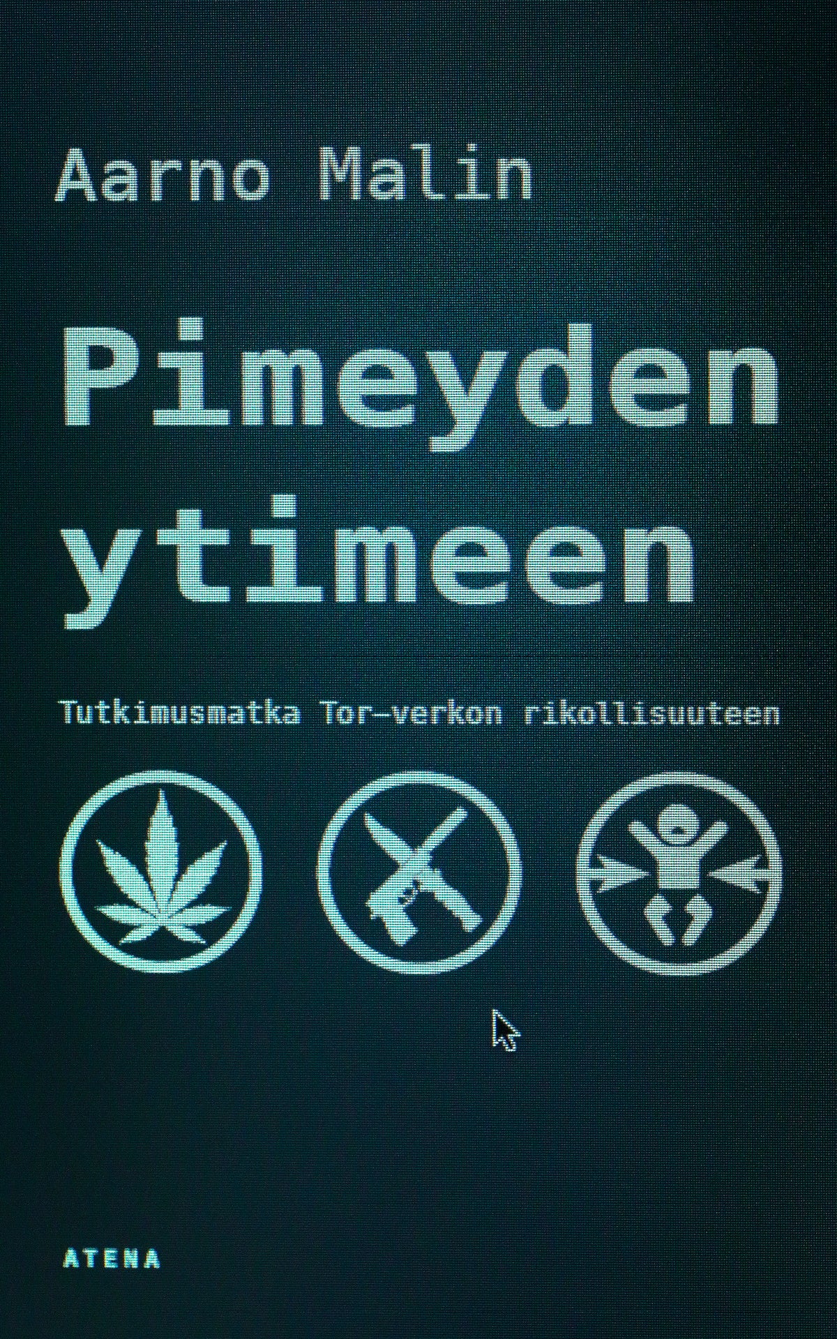 Pimeyden ytimeen – E-bok