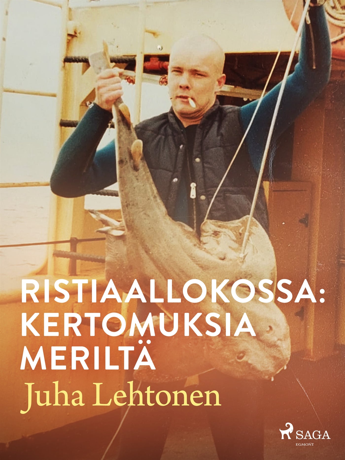 Ristiaallokossa: kertomuksia meriltä – E-bok