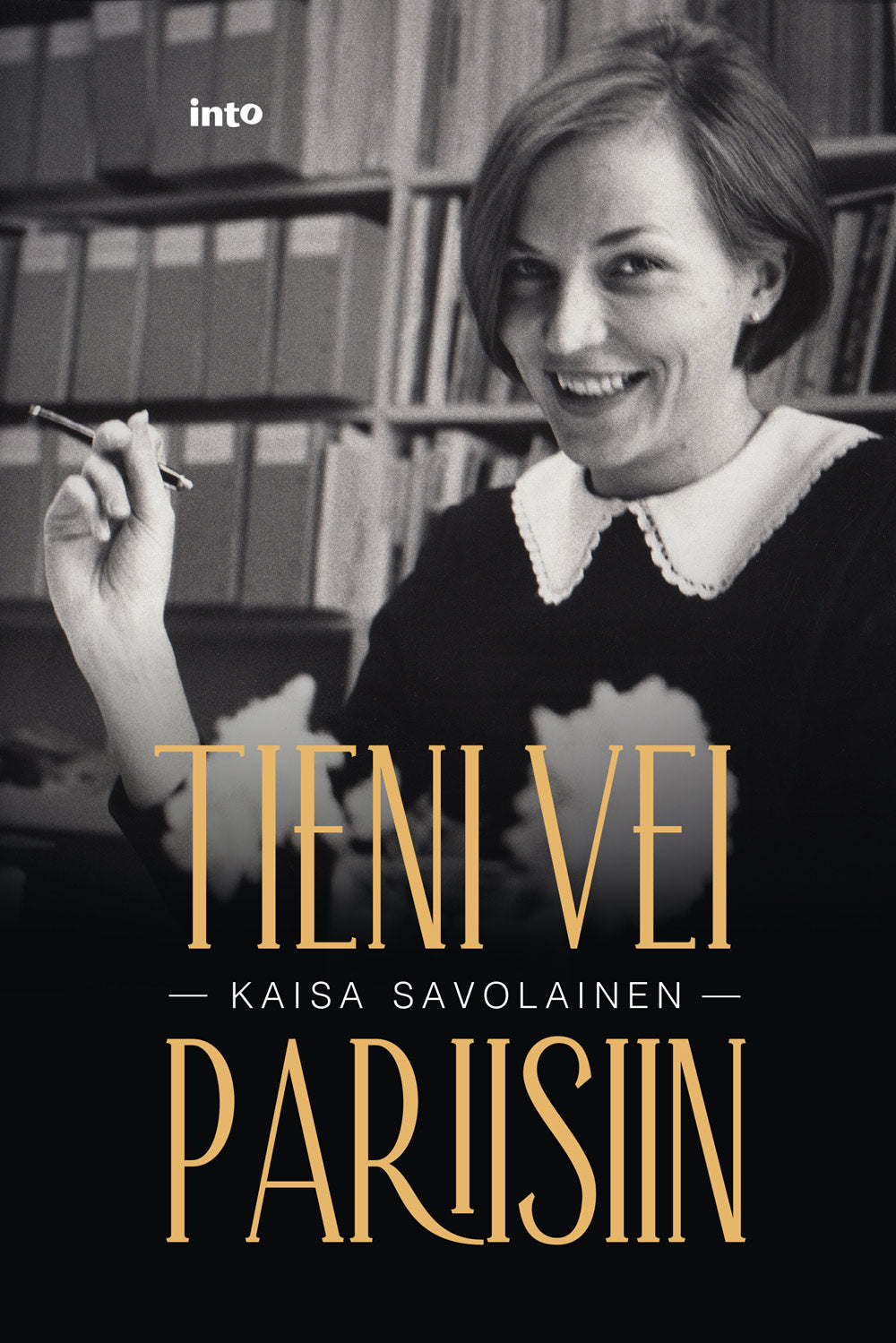 Tieni vei Pariisiin – E-bok