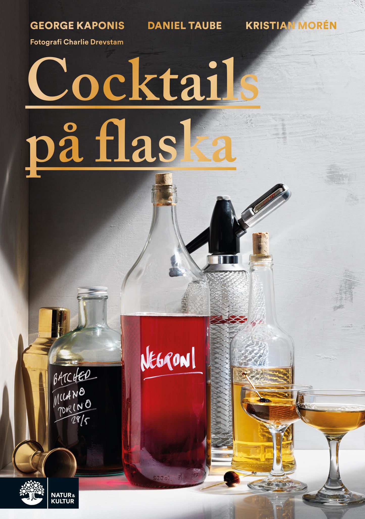 Cocktails på flaska – E-bok