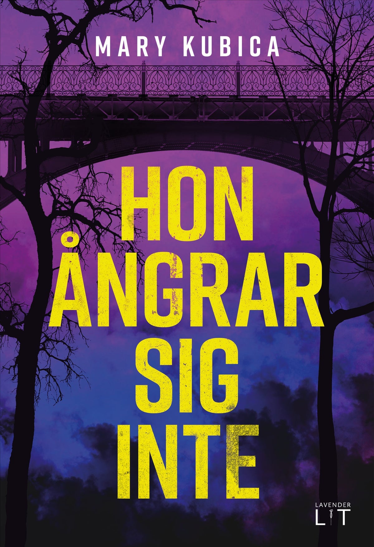 Hon ångrar sig inte – E-bok