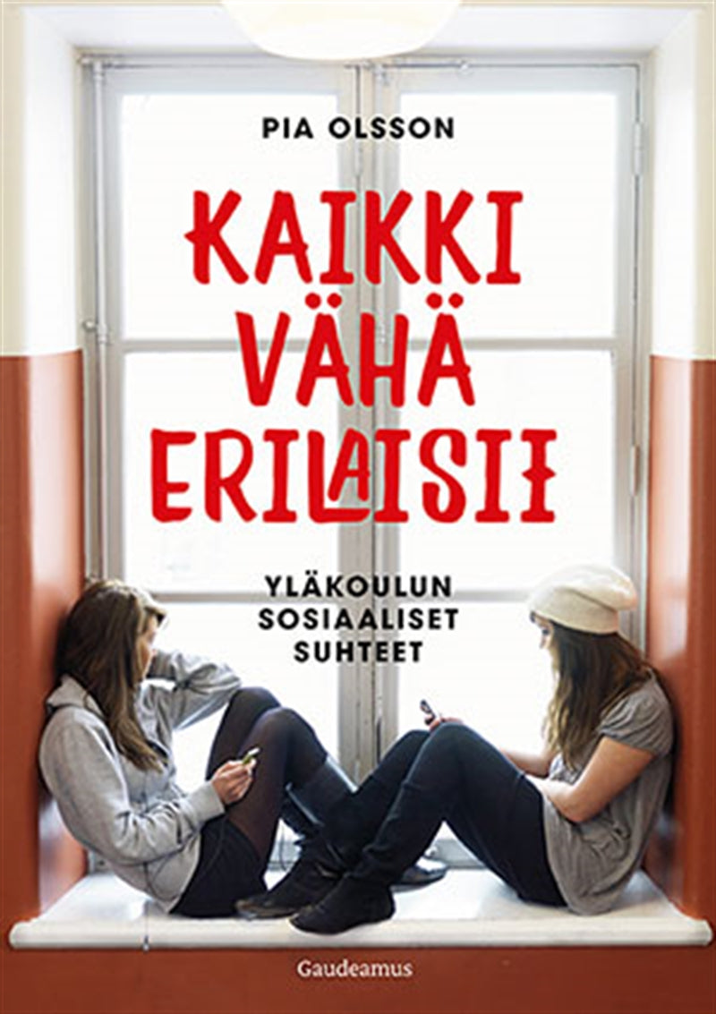 Kaikki vähä erilaisii – E-bok