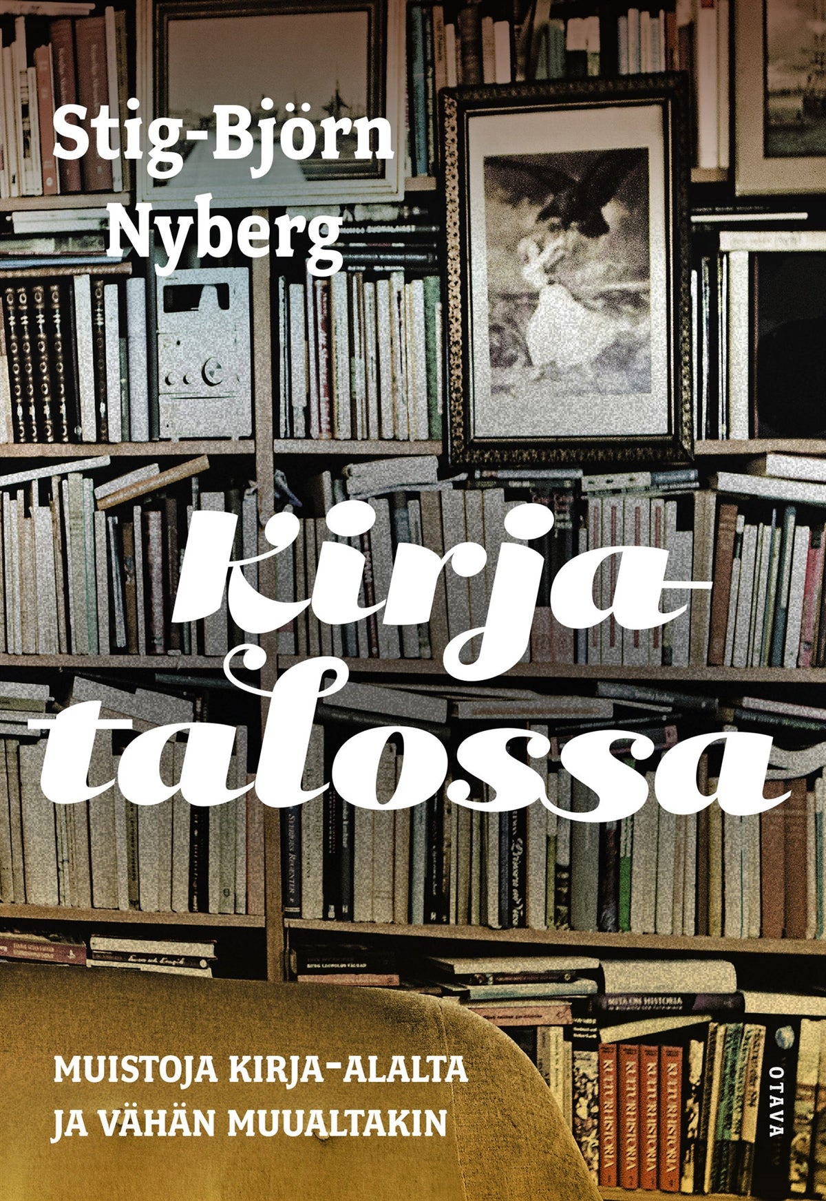 Kirjatalossa – E-bok