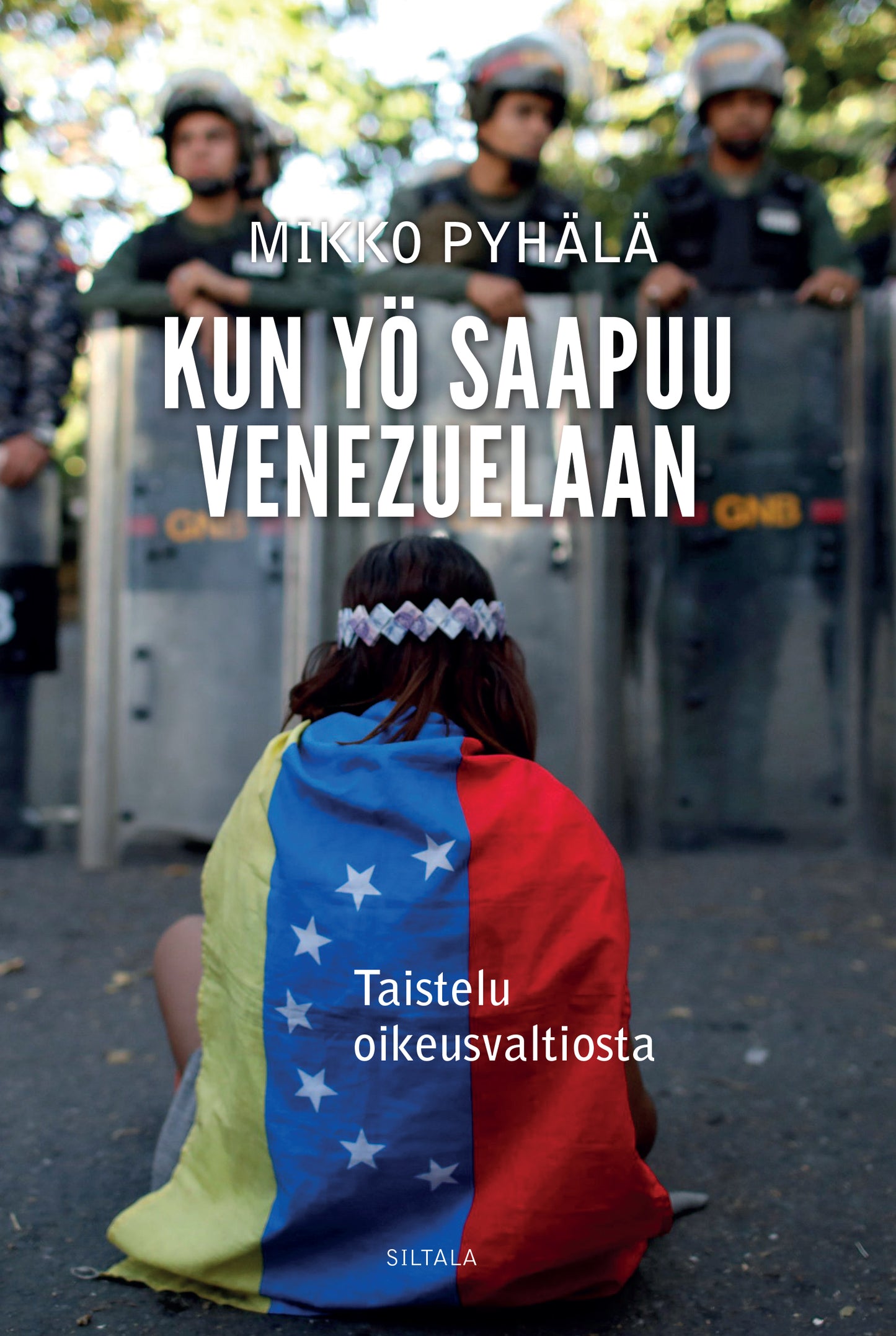 Kun yö saapuu Venezuelaan – E-bok