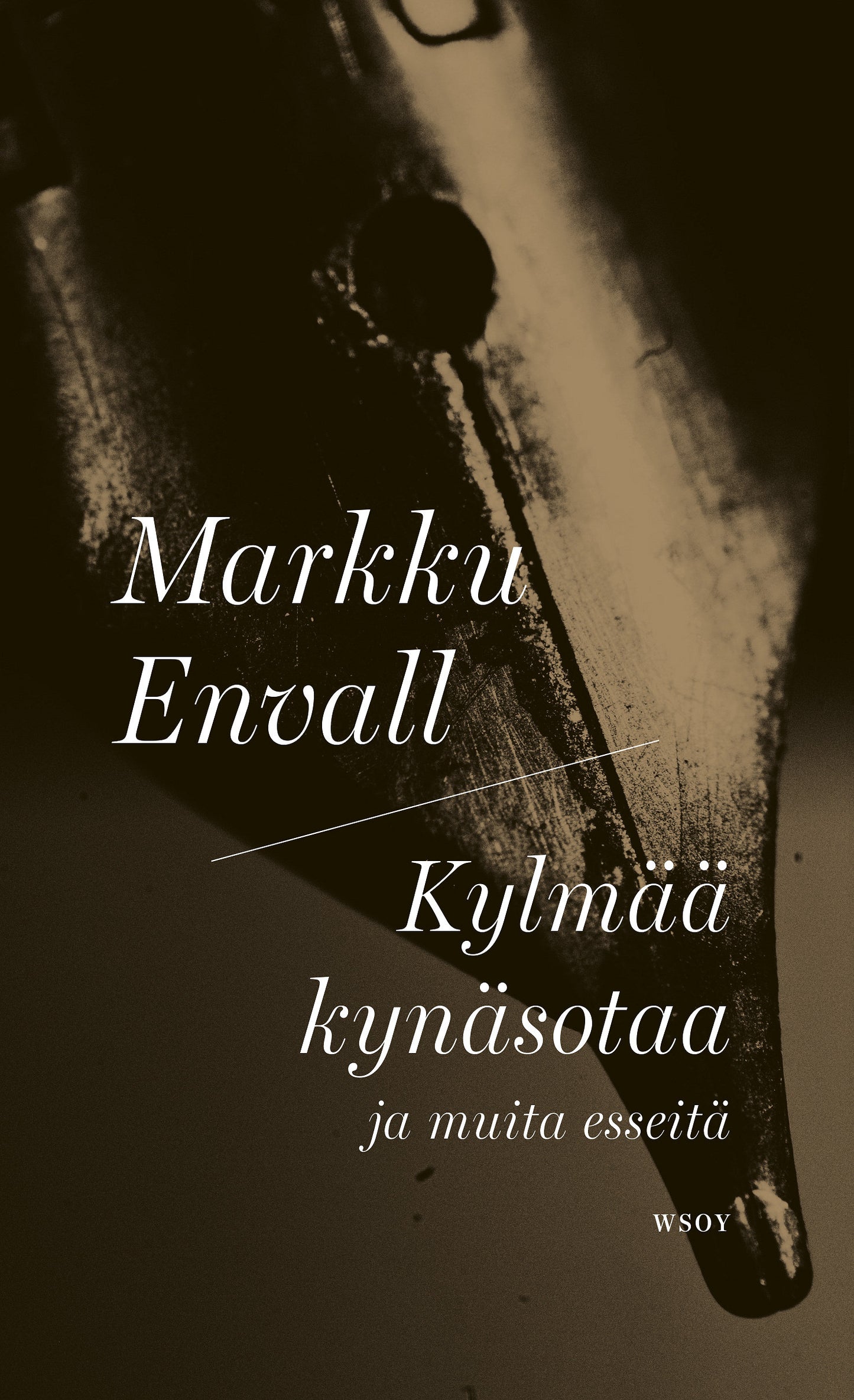 Kylmää kynäsotaa ja muita esseitä – E-bok